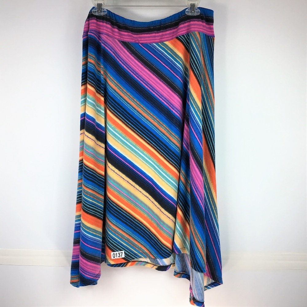STUDIO PETITE JPR Multi-color Skirt High/Low Hem P